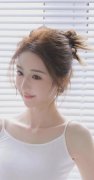 国度监委赐与其处分；收缴其违纪违法所得；可